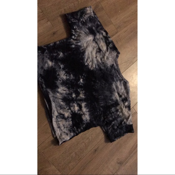 Black and white tye dye crop top - Picture 2 of 2